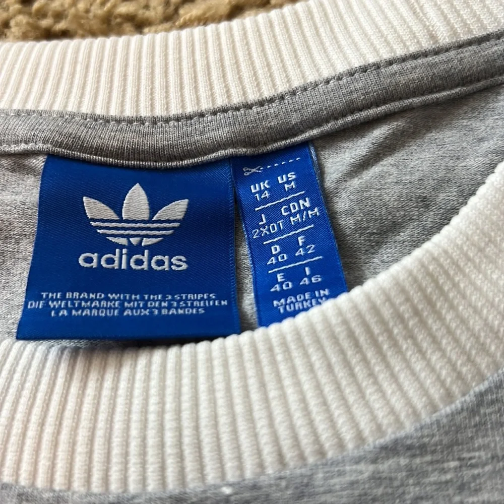 Adidas long sleeve shirt - Picture 2 of 3